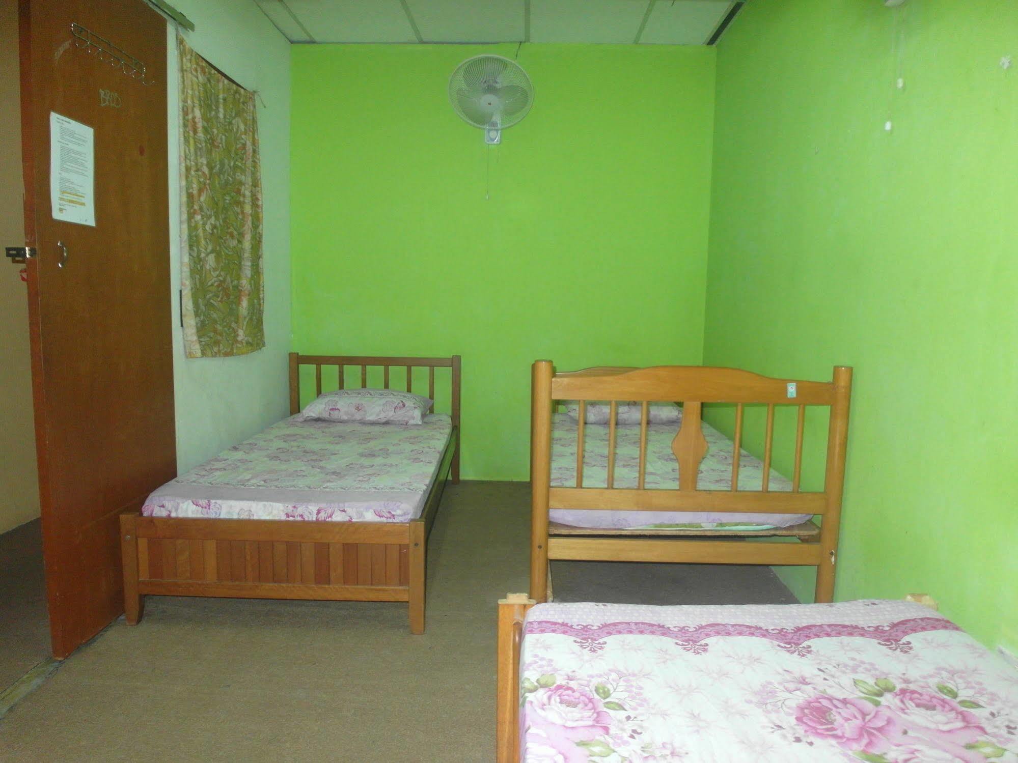 Oasis Guest House Куала-Лумпур Экстерьер фото